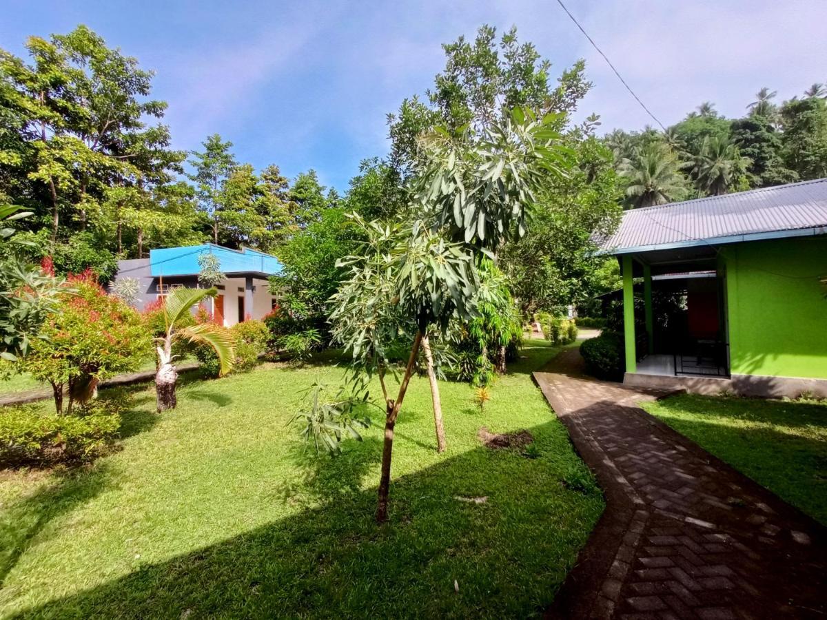 Tangkoko Lodge Bitung Ngoại thất bức ảnh