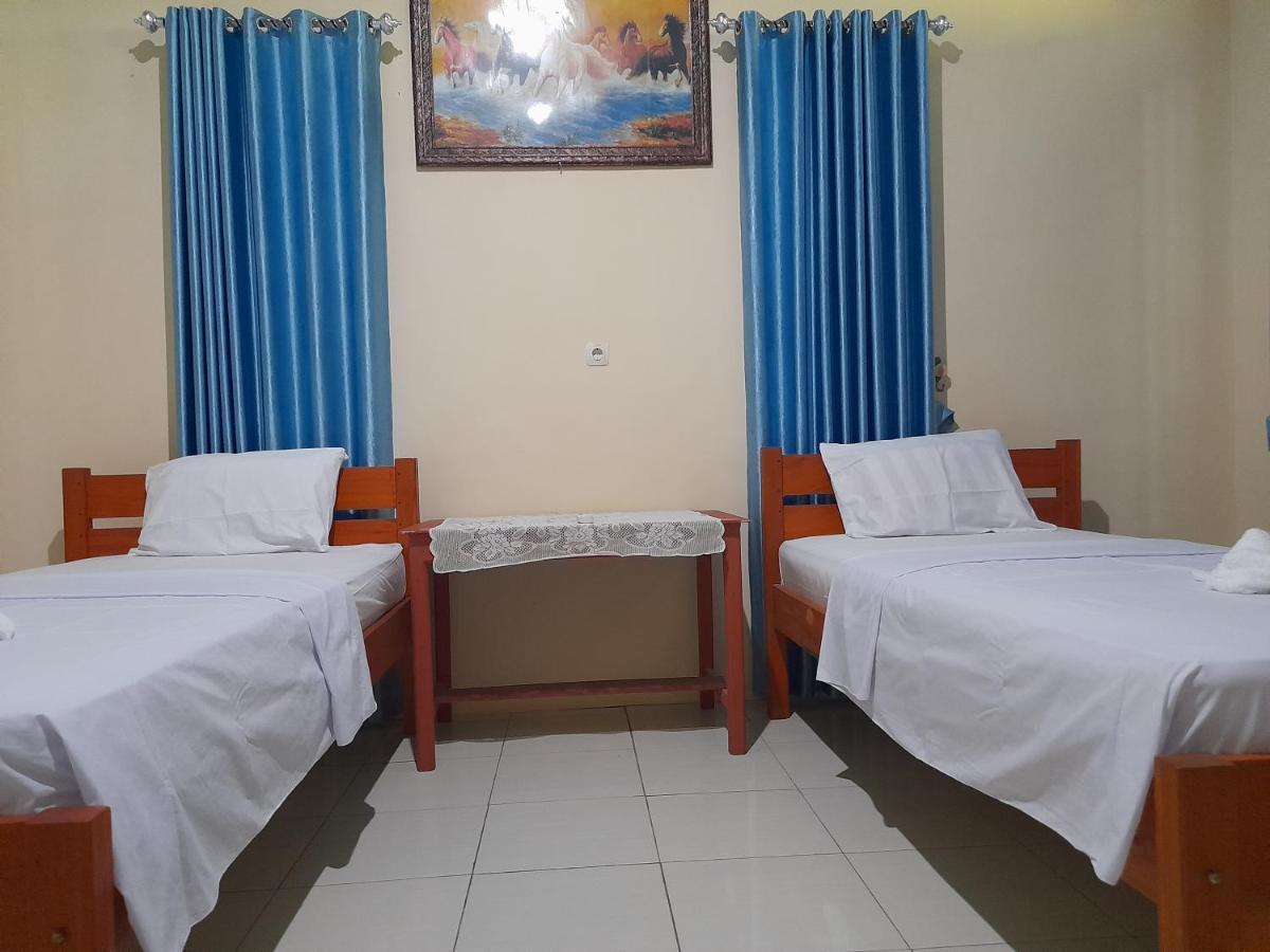 Tangkoko Lodge Bitung Ngoại thất bức ảnh