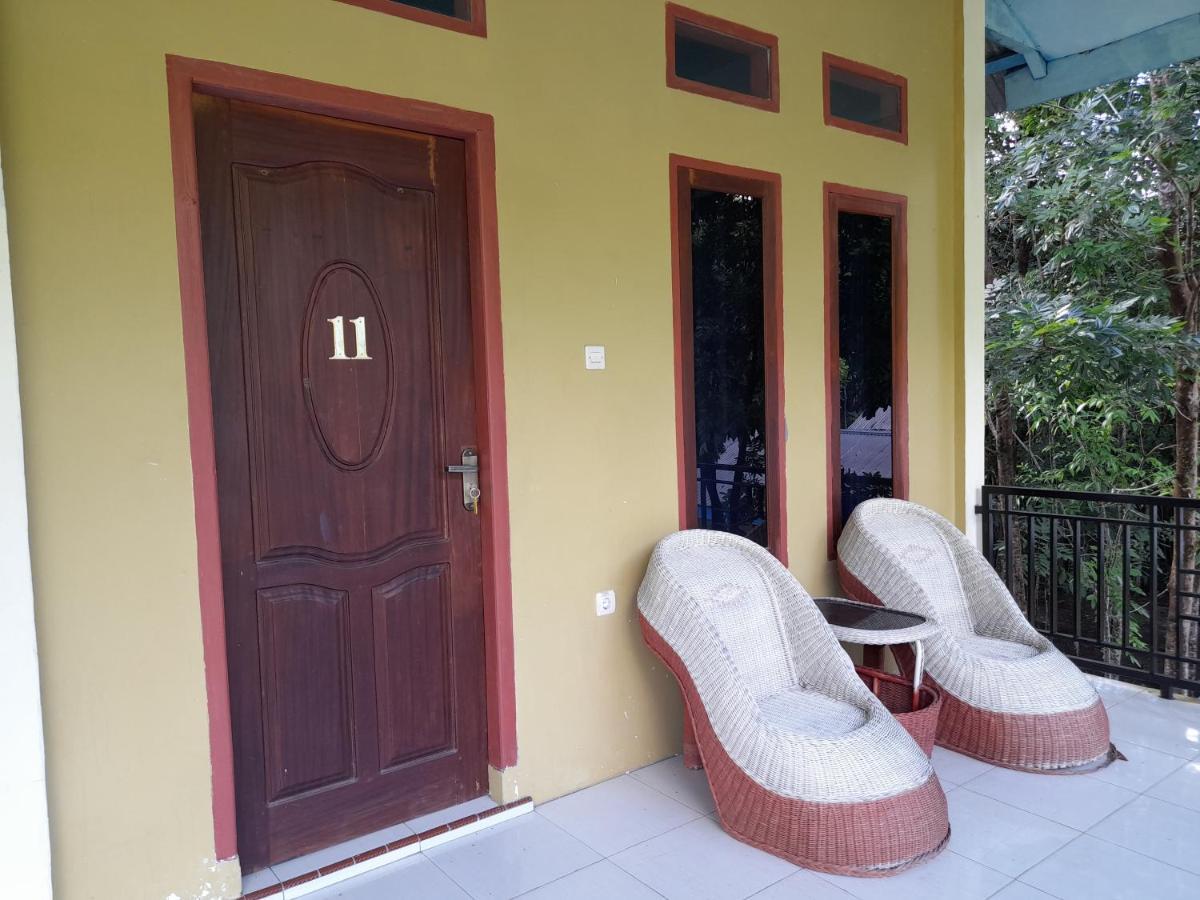 Tangkoko Lodge Bitung Ngoại thất bức ảnh