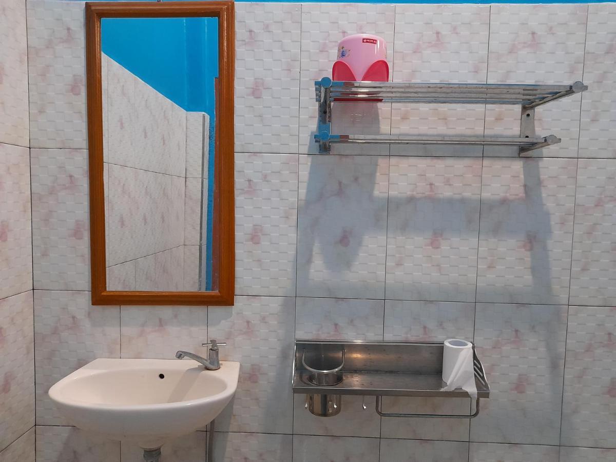 Tangkoko Lodge Bitung Ngoại thất bức ảnh