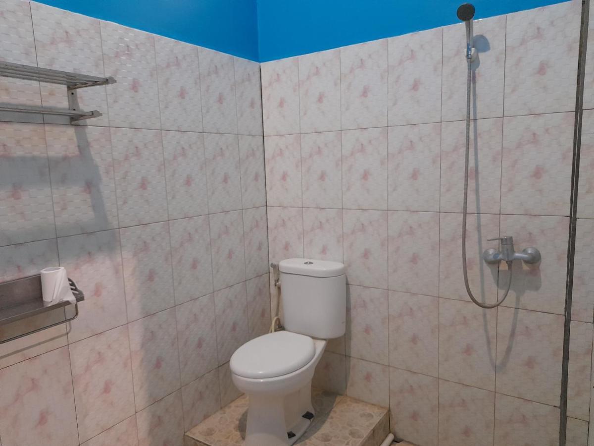 Tangkoko Lodge Bitung Ngoại thất bức ảnh